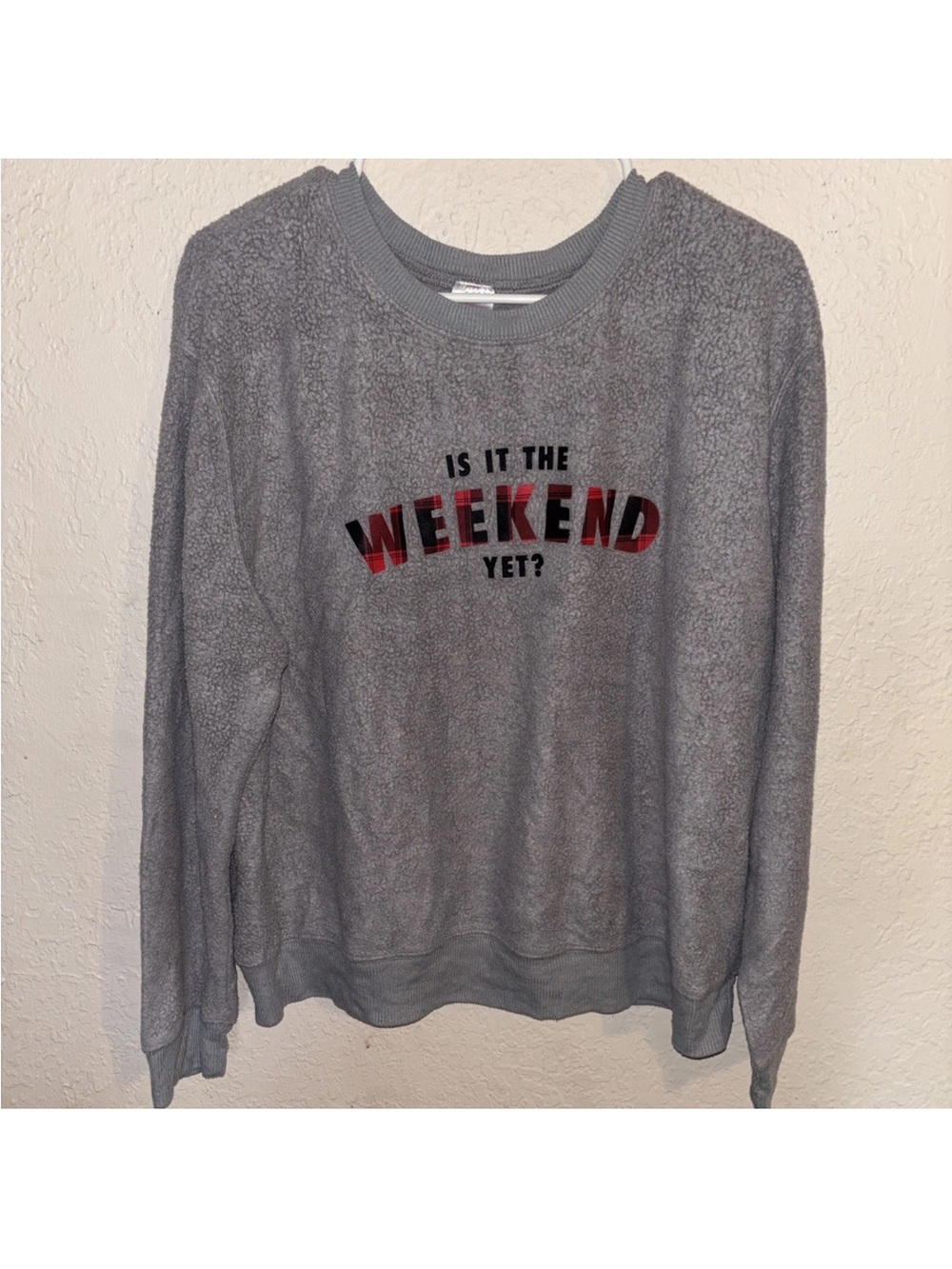 No Boundaries Gray Crewneck Sweatshirt with Red Plaid Weekend Graphic